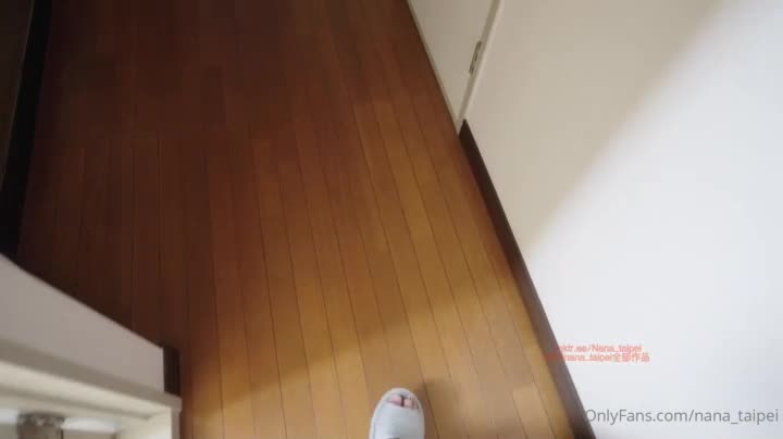娜娜新作-女房东来修理冰箱和空调 居然主动勾引处男  没想到被强行插入.mp4