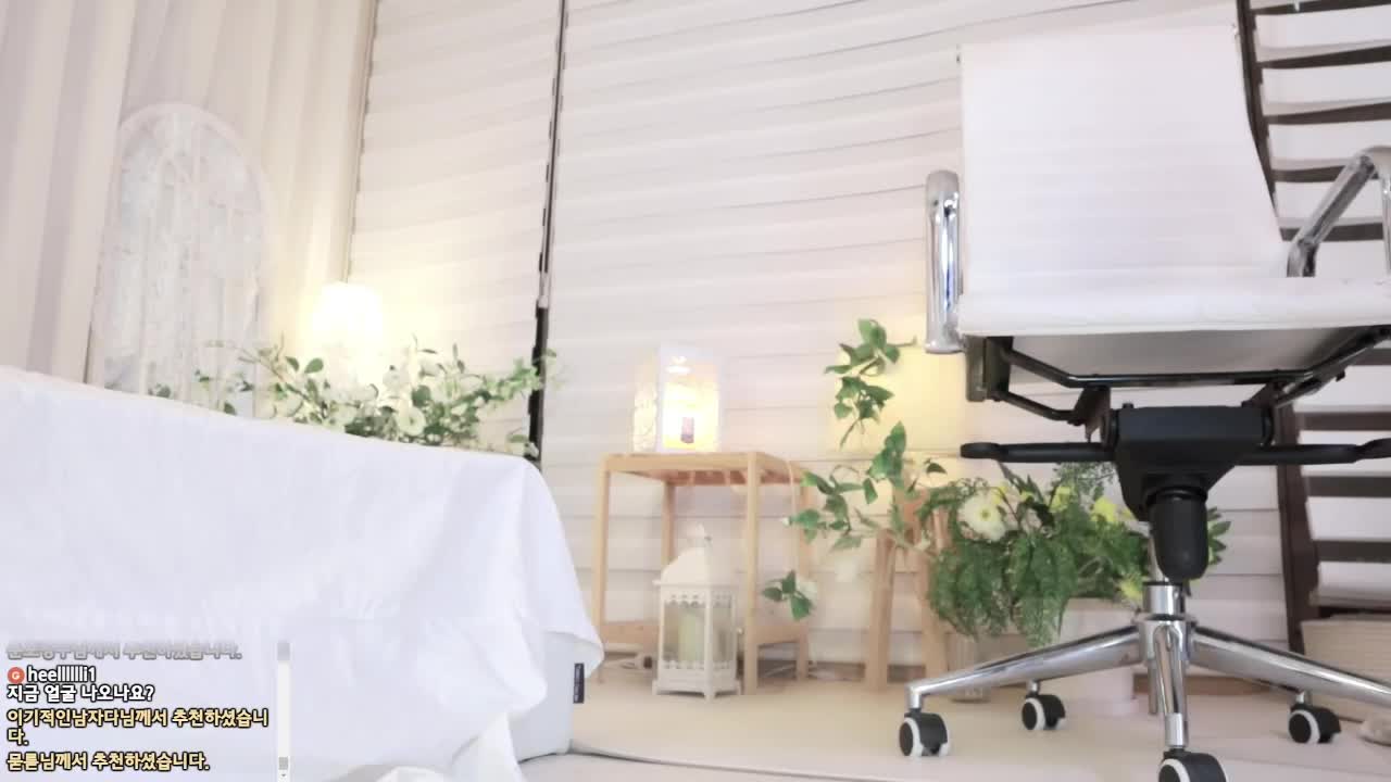 极品颜值身材女主播直播自慰裸舞很带劲_#极品颜值_#直播_#裸舞_.mp4