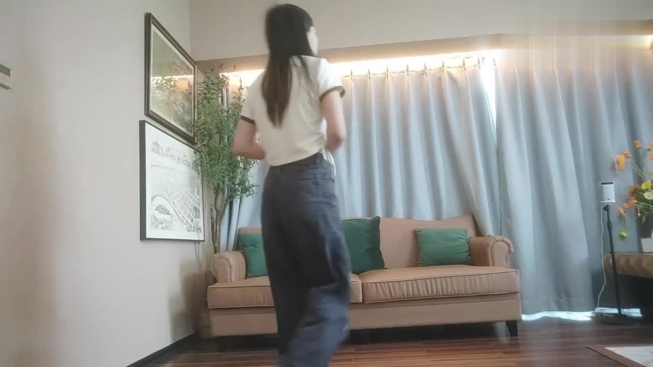 更多视频请在tg收藏夹输入@JPYPorn.mov