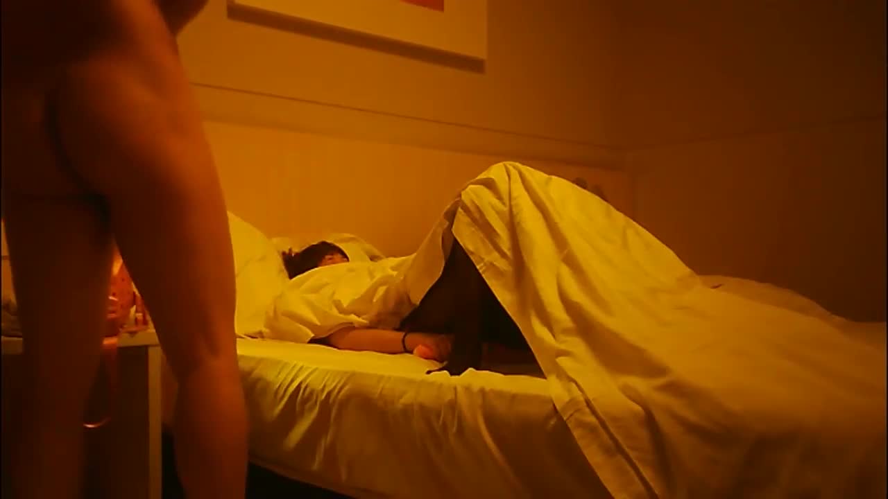 周末约炮美容院老板娘酒店开房穿着黑丝粉红情趣内衣720P无水印.mp4