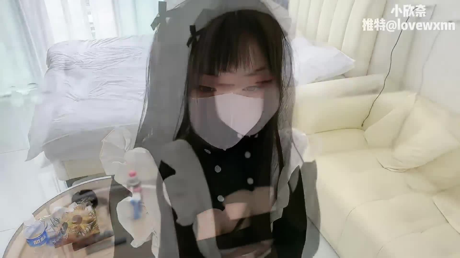 白虎美穴小萝莉『小欣奈』✅主人爸爸的好色小女仆，人小奶大一线天馒头穴肉鲍，轻轻一操就哼哼唧唧的，4K原版.mp4