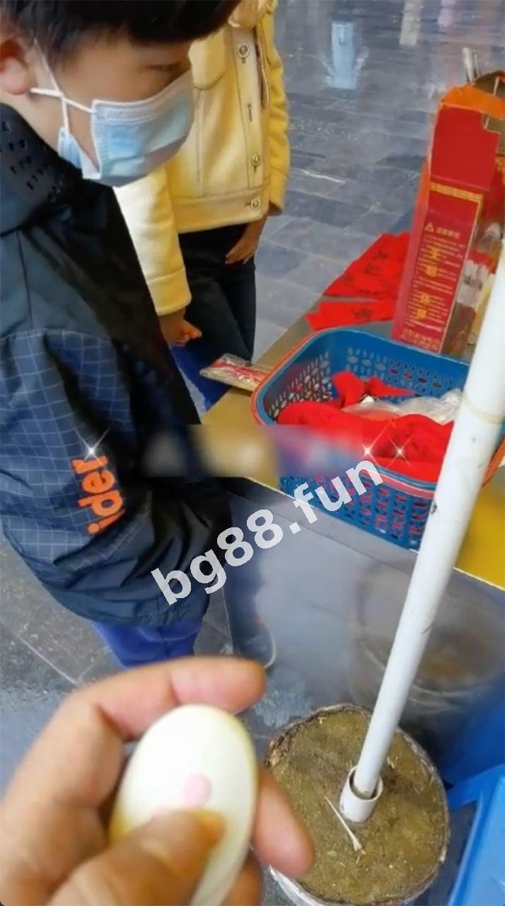 e509435f53dd4f4d8a8af26dc44dd581.jpg