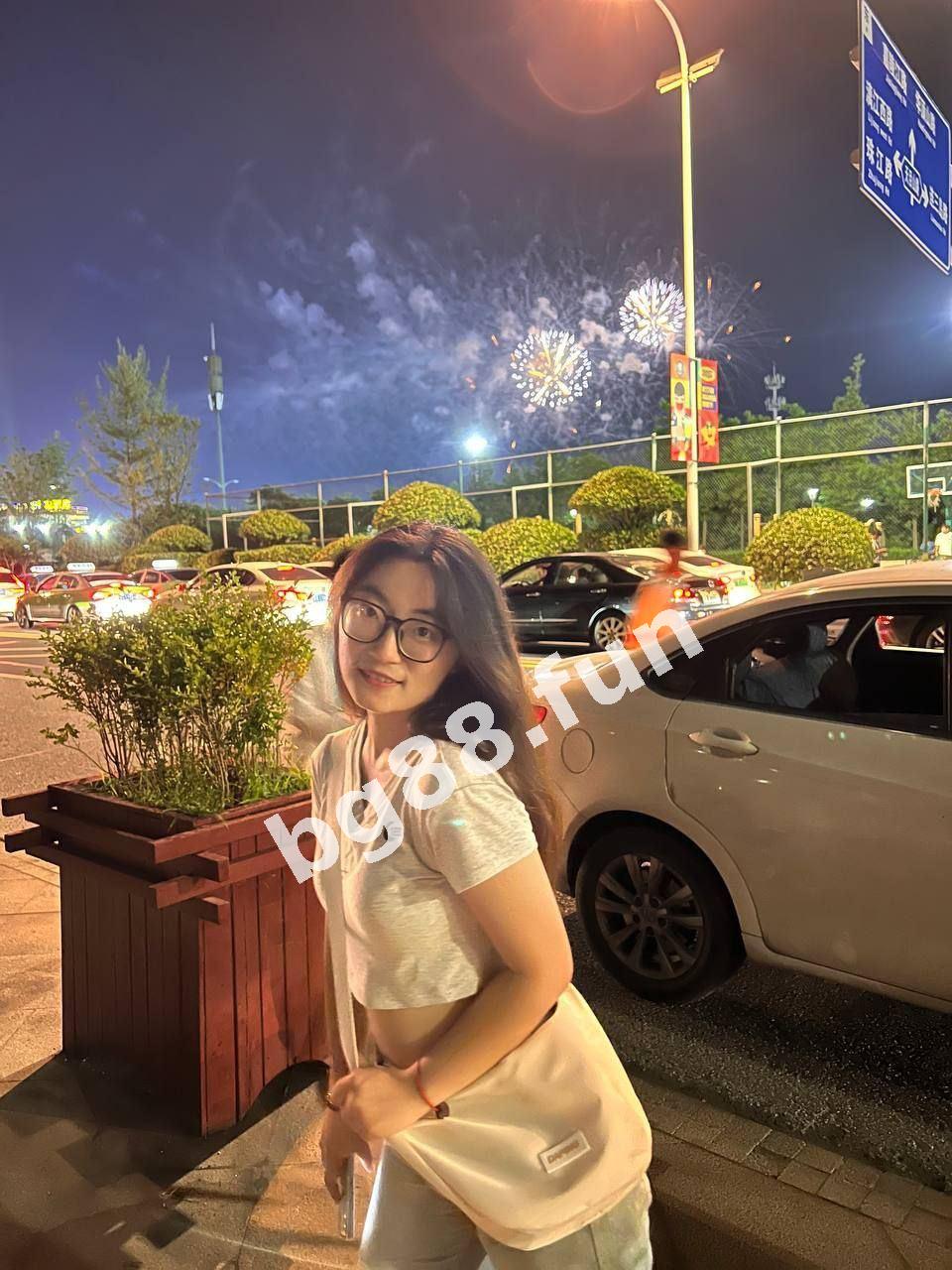 fcc29f62688f4ee3af68407de2b04ad5.jpg