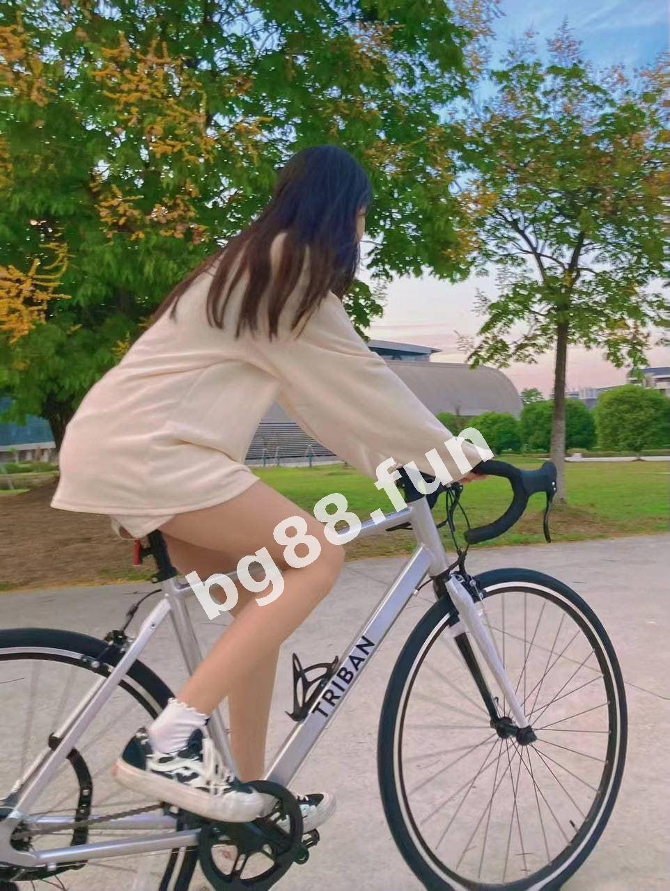 8fc4a0744b27454f92fe9bbc4ac35aea.jpg