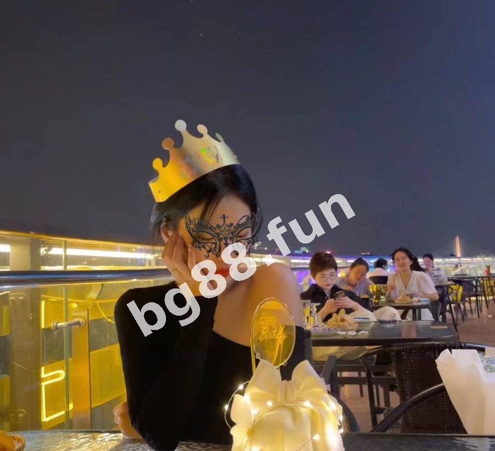 6e8be97efa2e495787f25c3bec473dbe.jpg