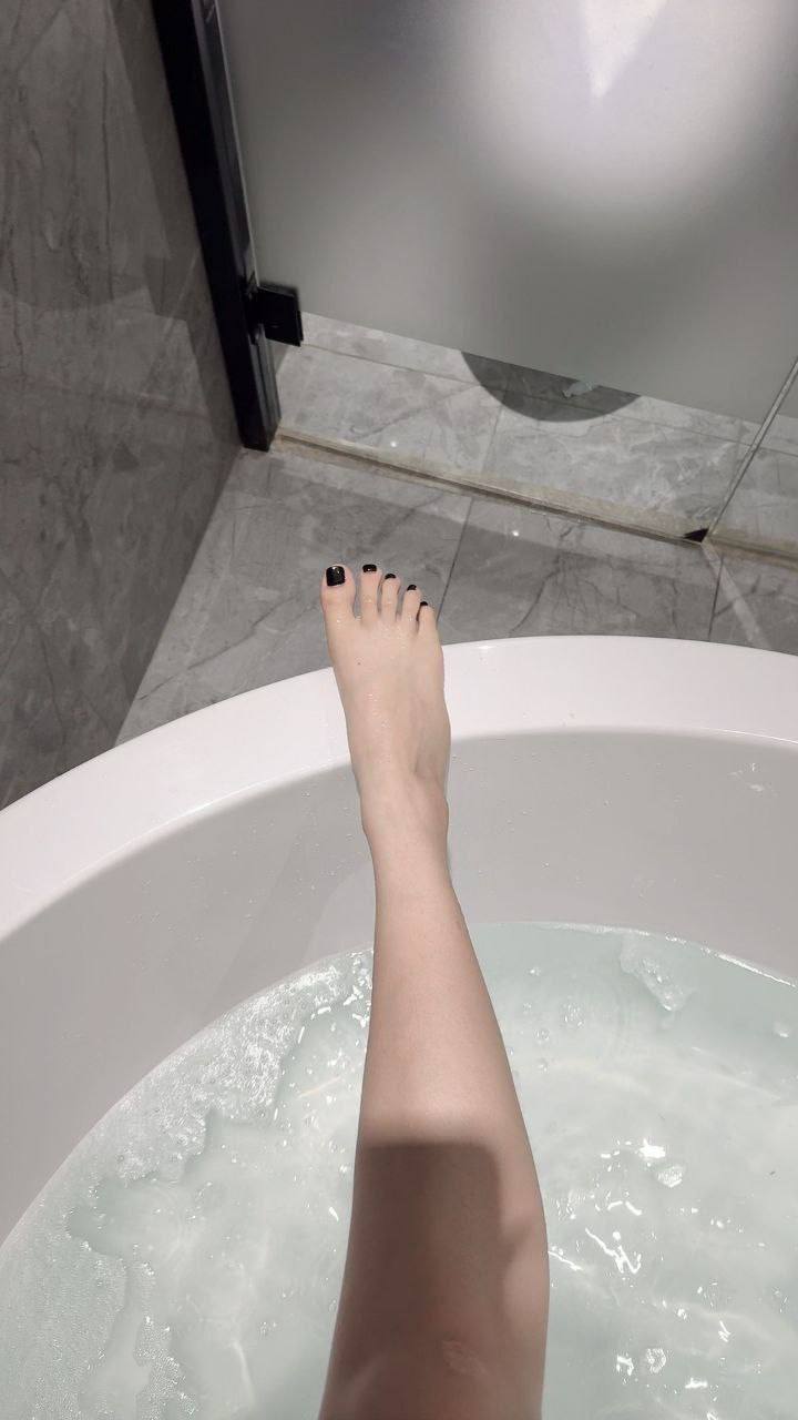 67f19ec1b1af4f68a2bde54f4ea7efff.jpg