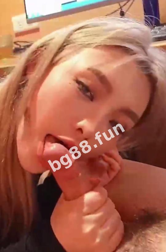 8f8a660e14b449ffb6b845210ac2c2ca.jpeg