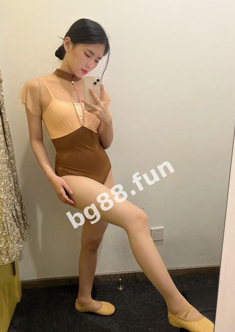 d13043fbd3fa4604a0409c46149e0a6e.jpg