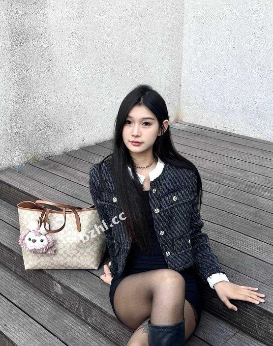8a96d8b8814a464990cc467dbbec92e1.jpg
