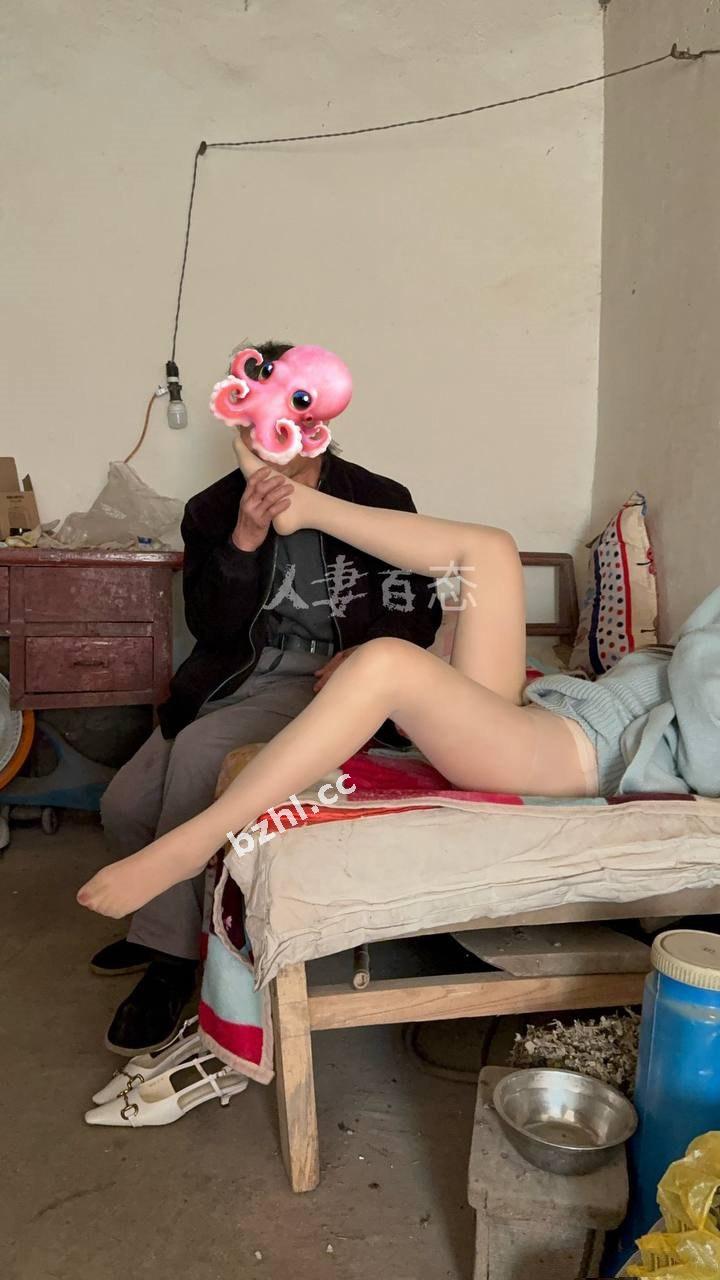 d80ee9b5eb874eb0955d4e0dce1490ce.jpg