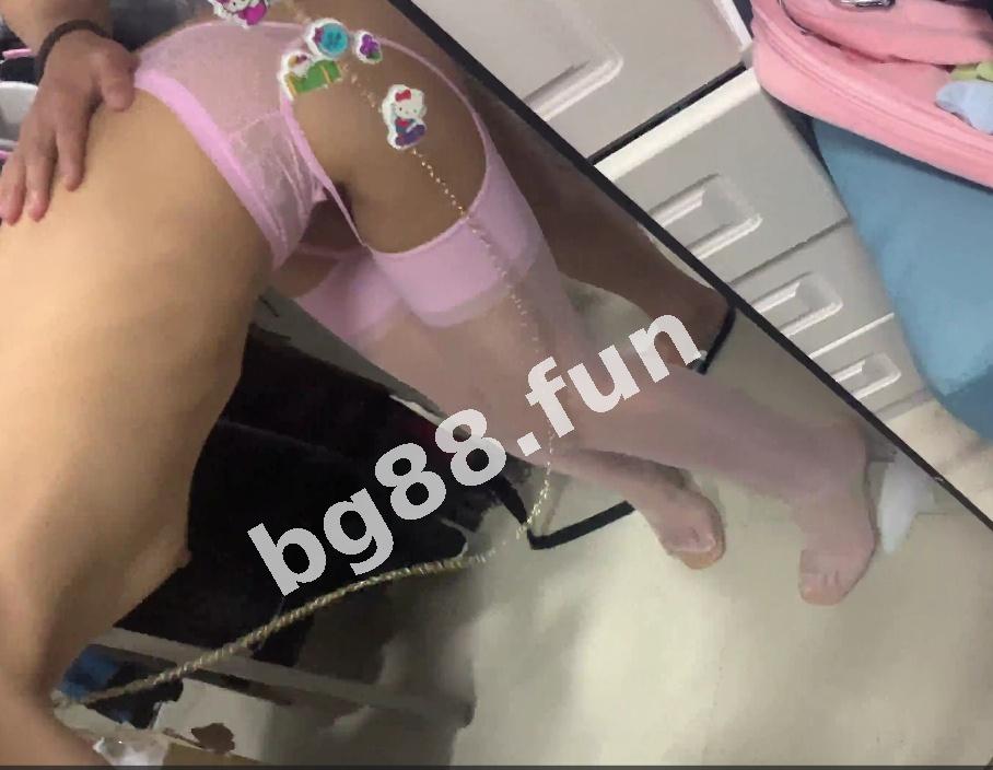 46702a9f2b814bd5844d89b510135078.jpeg
