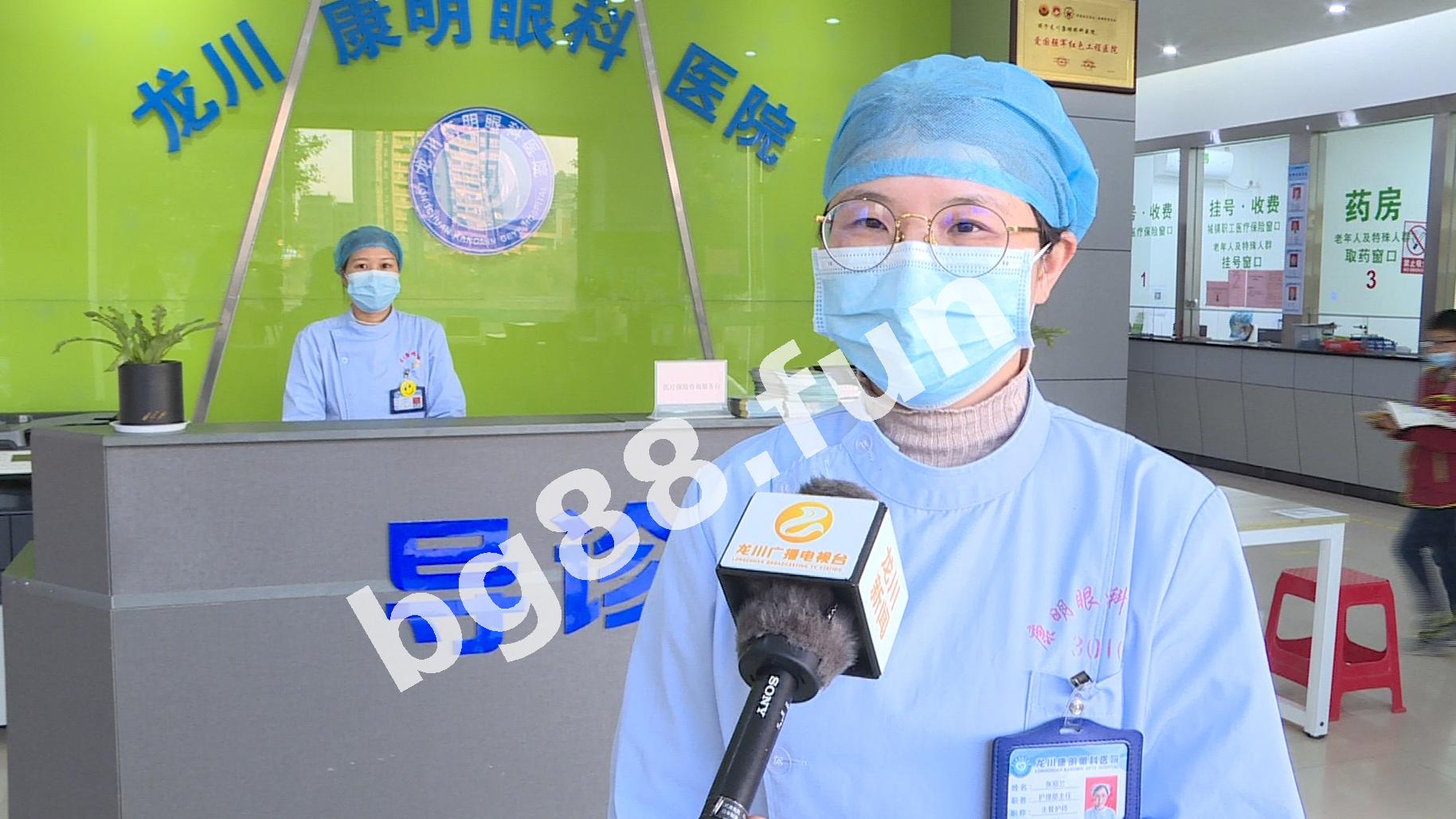 独家爆料！永康市龙川医院骚货【母狗朱英】和院长公子乱搞 同事们背地里叫她医院公交车