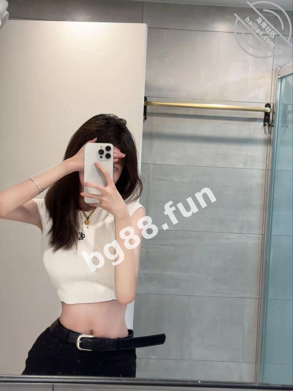 bd1e3e050e874418ad95ab250b568aa4.jpg