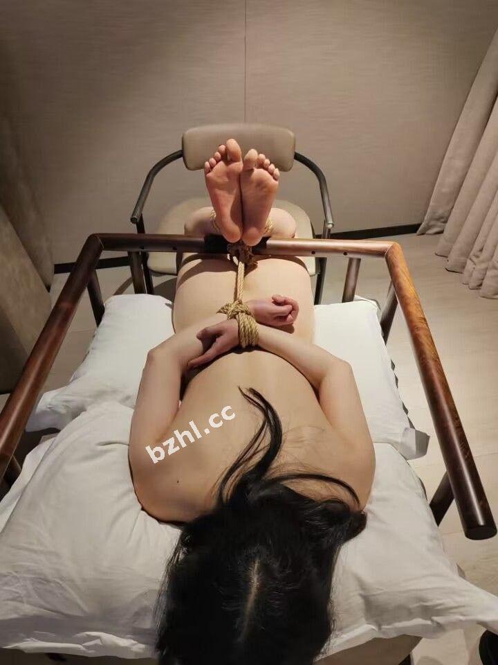 af7f9a704aee4e26bb751f12d59e090f.jpg