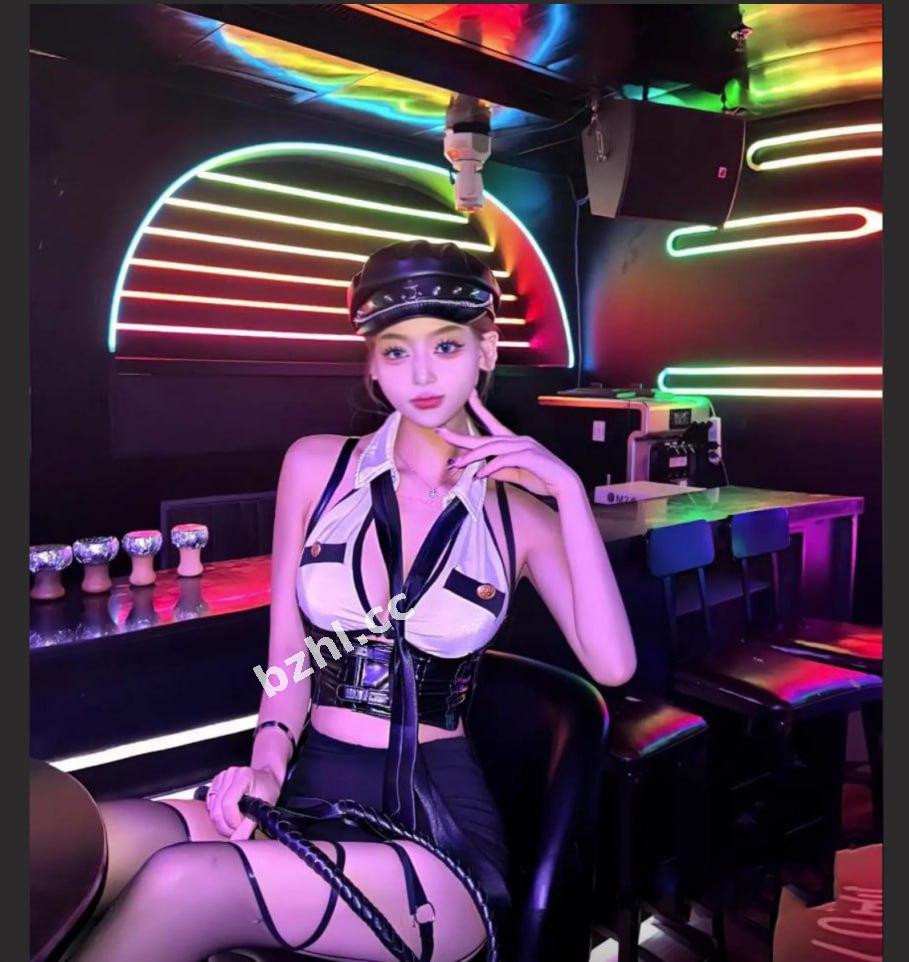 b36fb3e88d9941df8e17d8ef5ea1274e.jpg