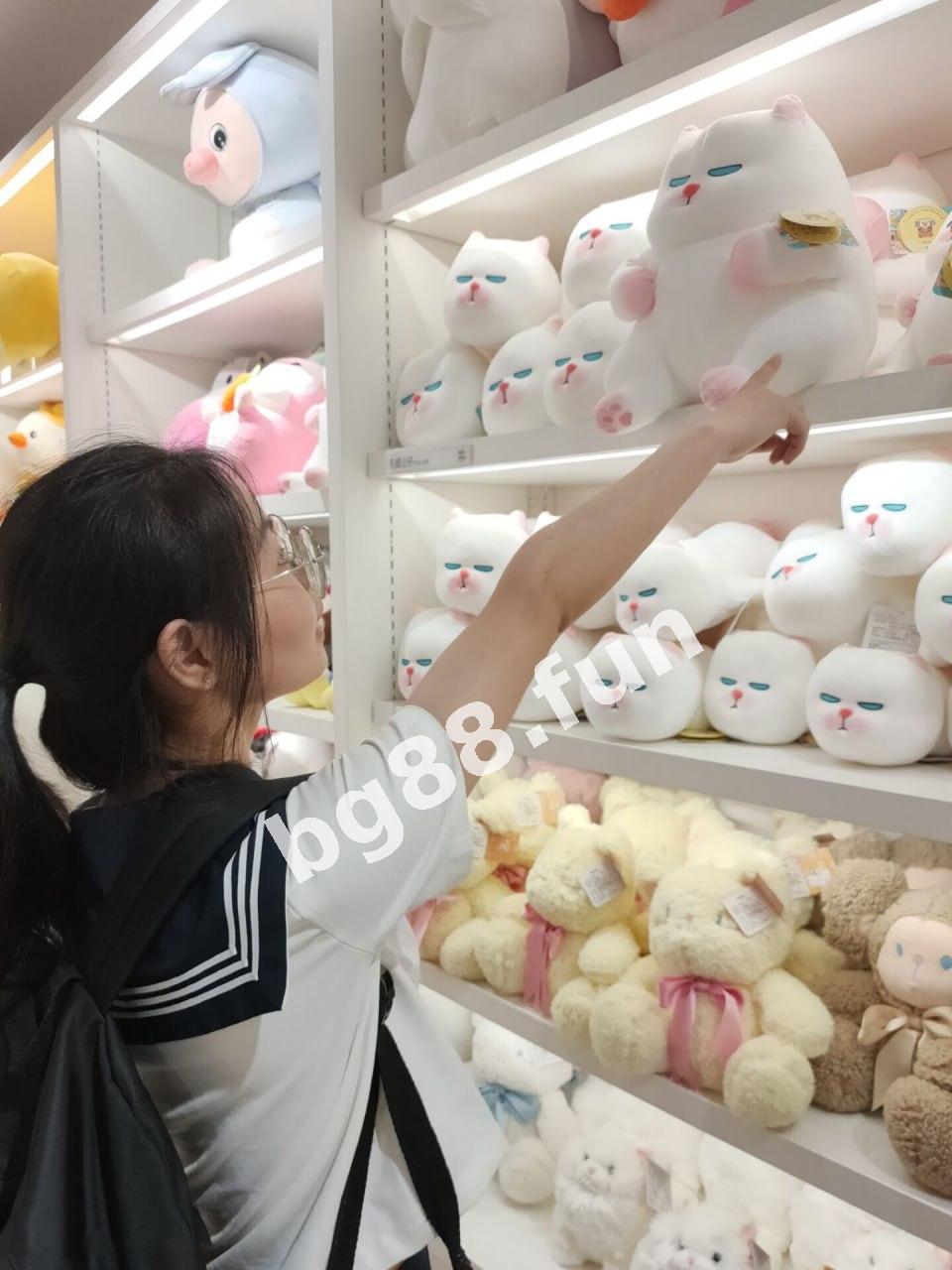 46b9ba2fef8144eba8df51973340a1b8.jpg