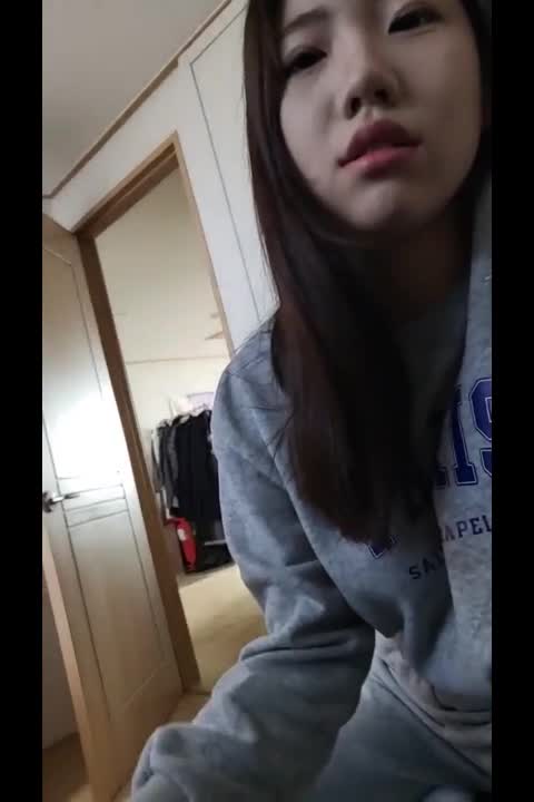 反差颜值少女口交私拍.mp4