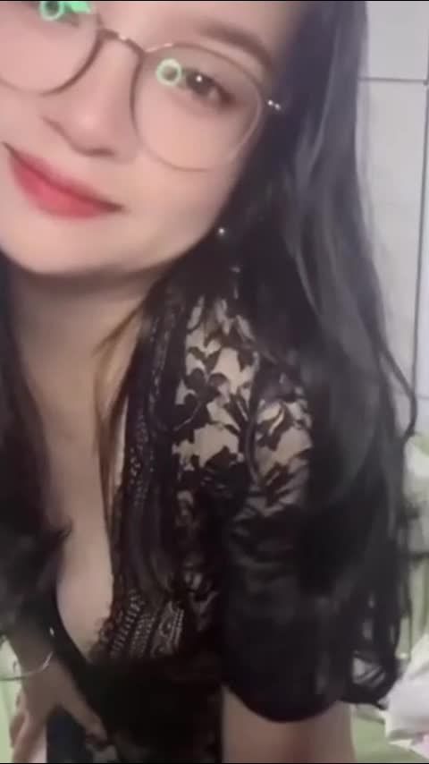 #B站_#戴子daizi_B站巨乳丰满反差大骚货【戴子daizi】最新私密视频流出_这气质像不像你们以前的哪位老师呢！.mp4