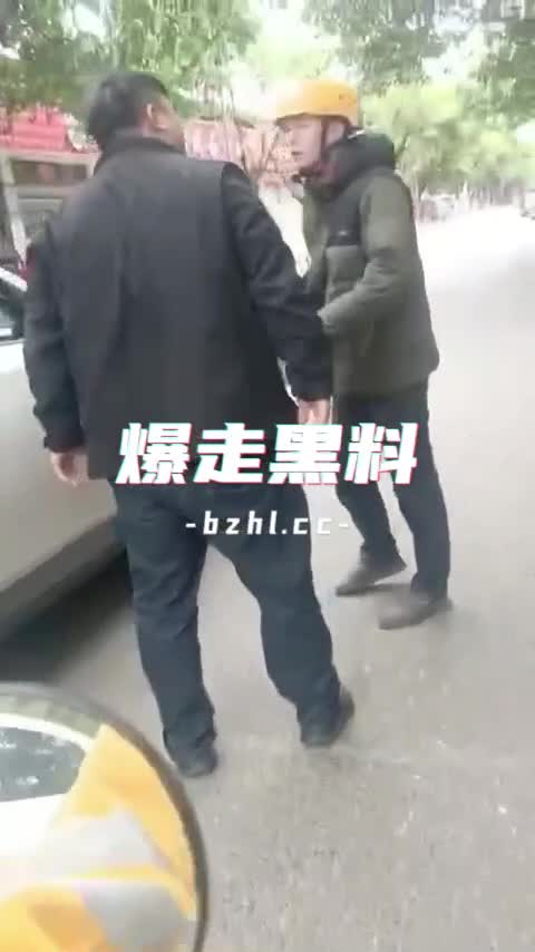 成都 外卖员 争吵杀人事件.mp4
