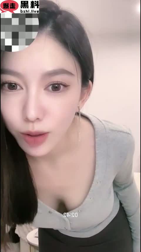 极品SM女王艾斯在线1V1对战金主爸爸 高清高潮