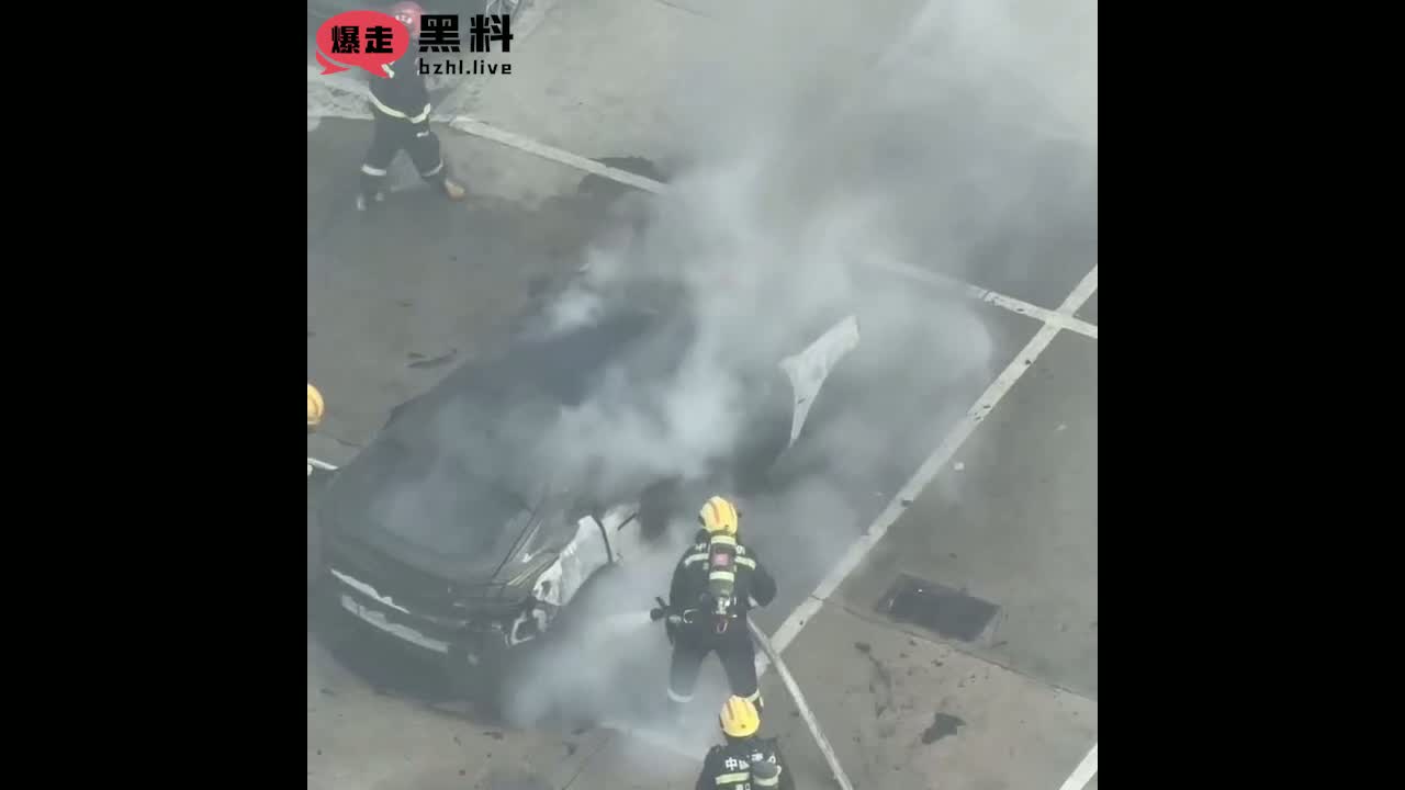 浙江金华一停车场 新能源汽车自燃爆炸 理想女车主记录仪 拍下惊魂一刻
